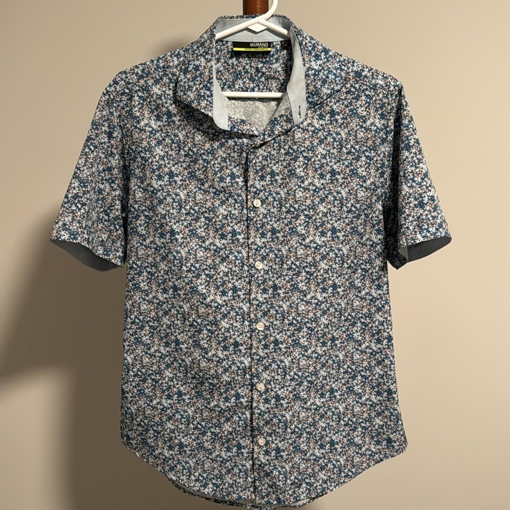 Murano Slim Fit Performance Woven Shirt